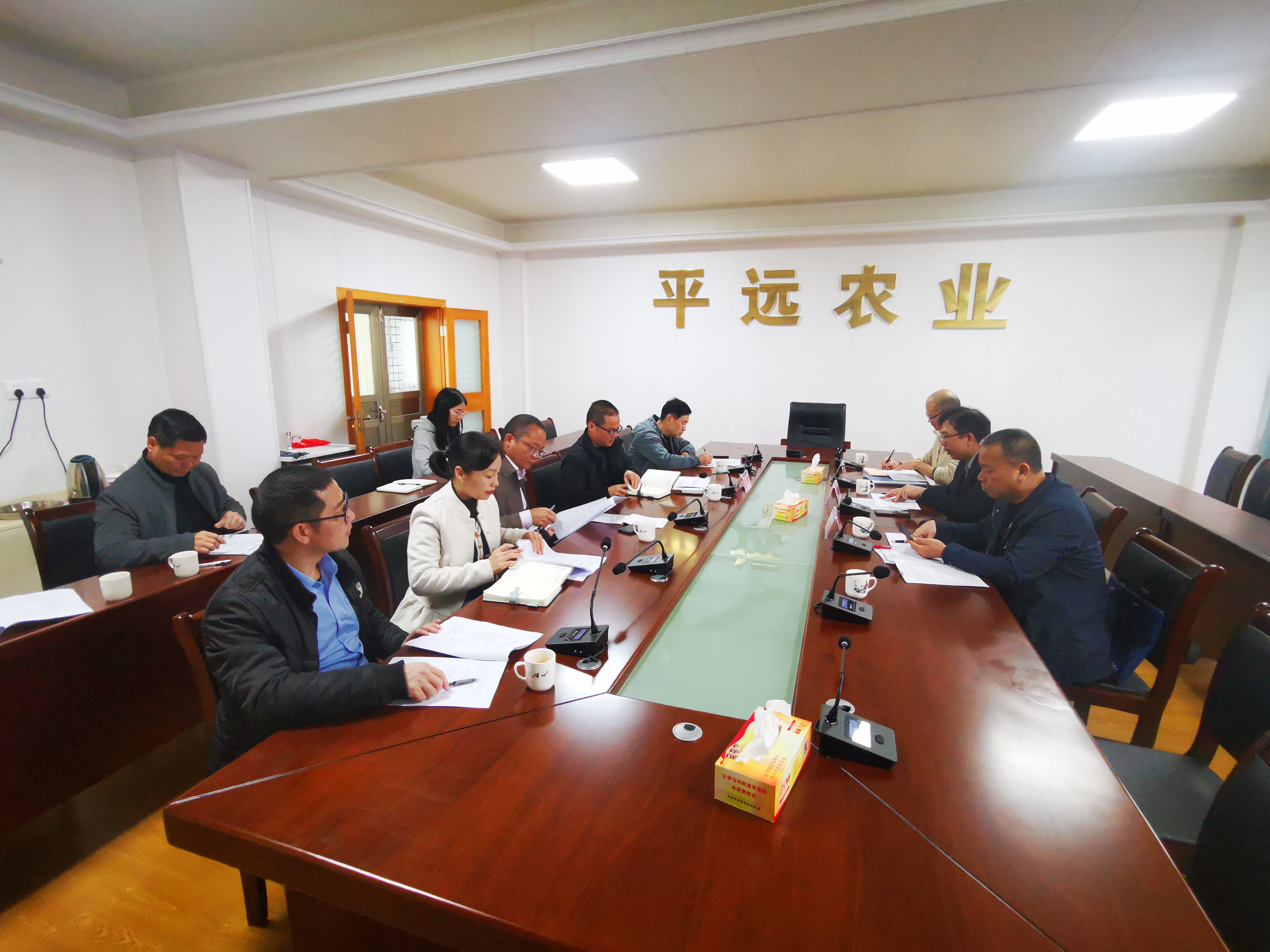 2024年3月15日，縣地方志辦一行到縣農(nóng)業(yè)農(nóng)村局對接扶貧志、全面小康志編纂工作（吳嘉業(yè) 攝）(1).jpg