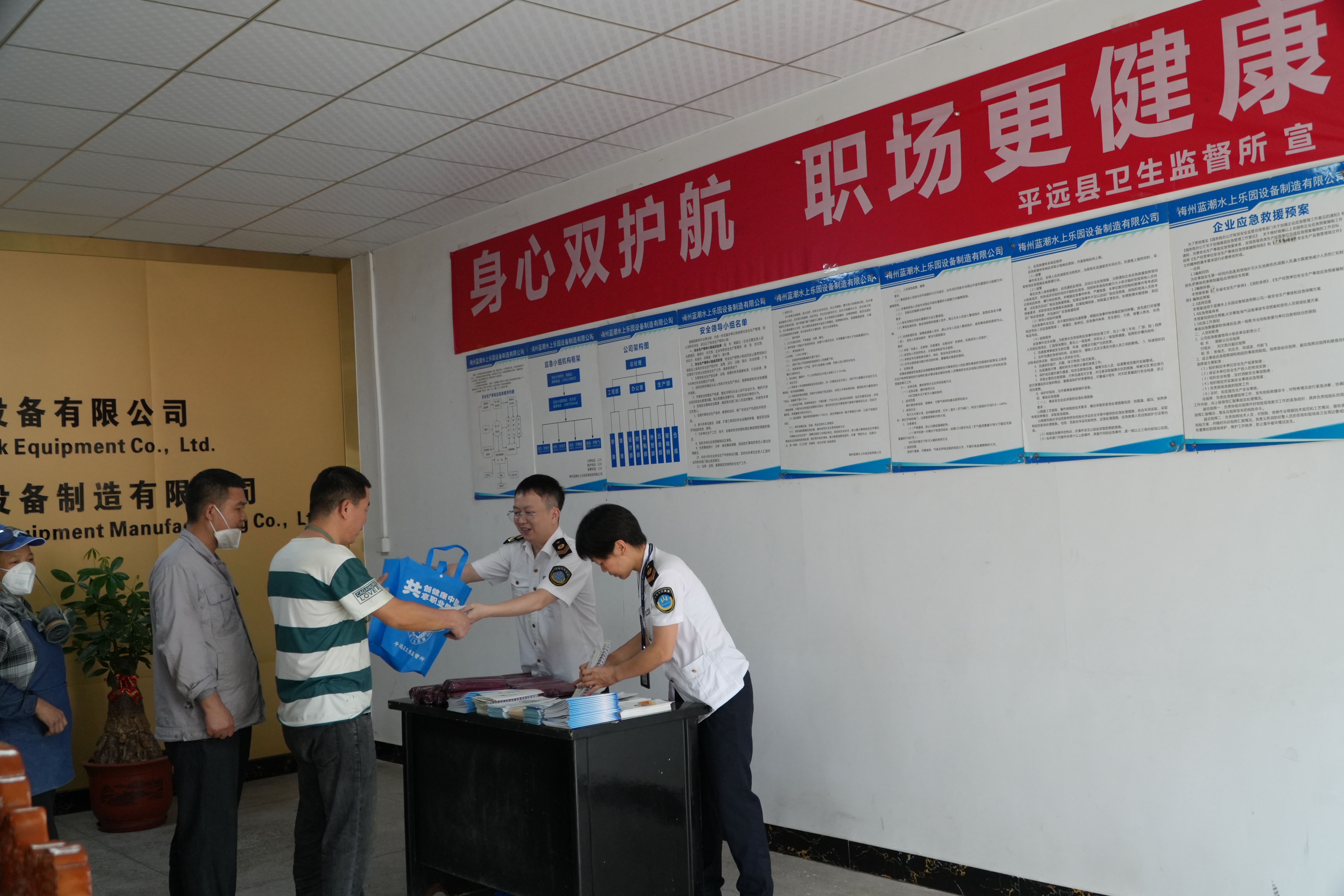 DSC00192(1).JPG